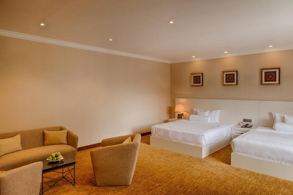 The Golden Crown Hotel