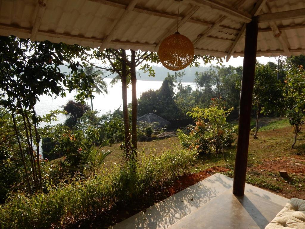 Kadolana Eco Village