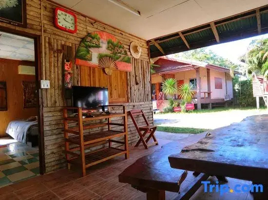Pernjai Homestay Barn Kum Kron