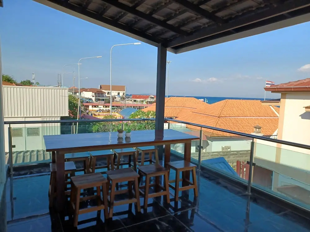 Habor House by Koh Larn Riviera