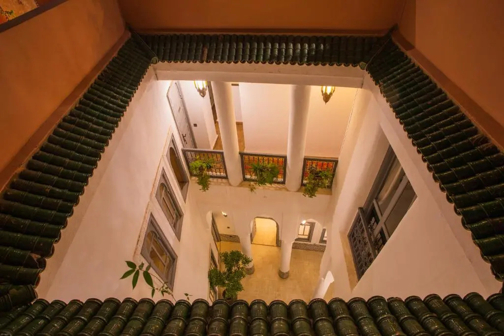 Superior Salmia Suite