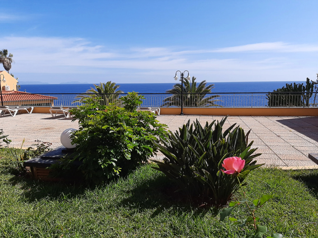 Beach & Waterfront