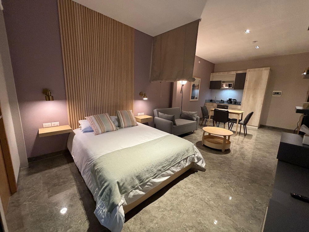 Economy Double room with garden view (full double bed)