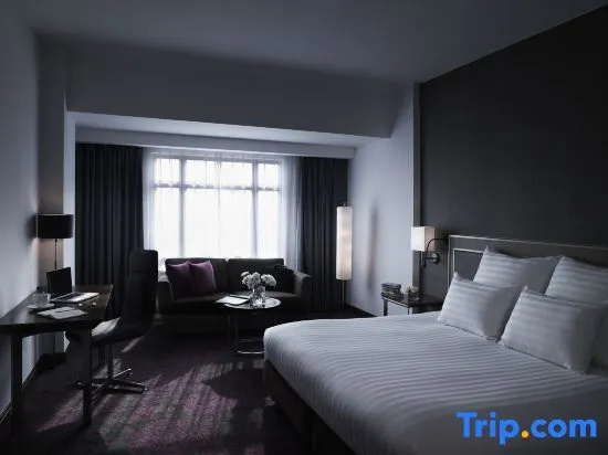 Deluxe room with city view