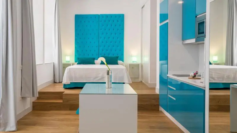 Picasso Suites Malaga - Chambres