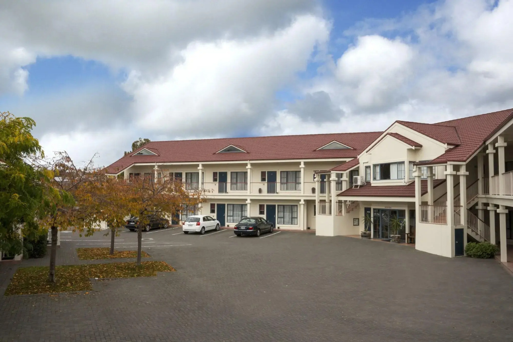 Aubyn Court Spa Motel - фото 22