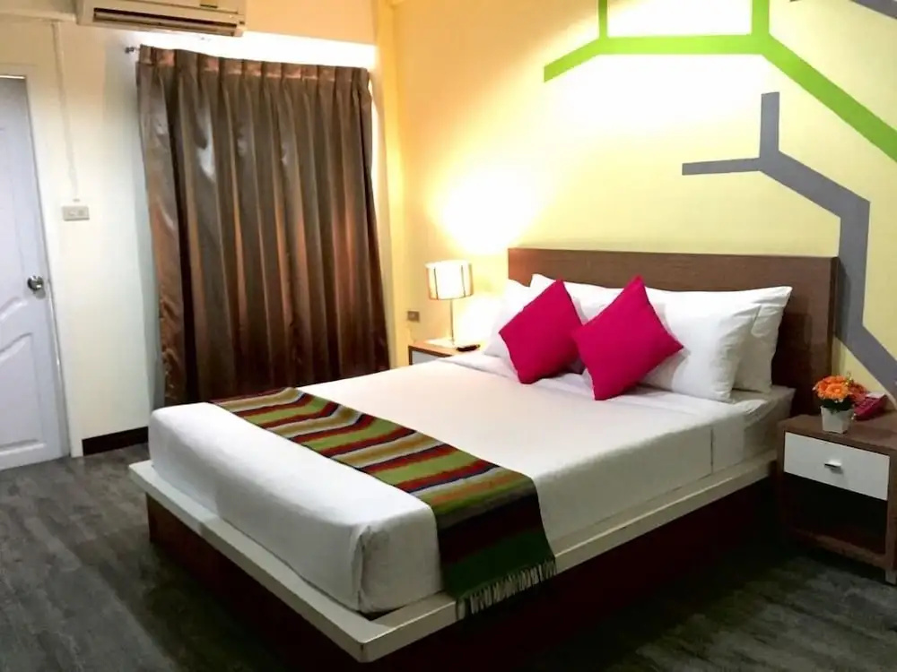 Standard Double room (full double bed)
