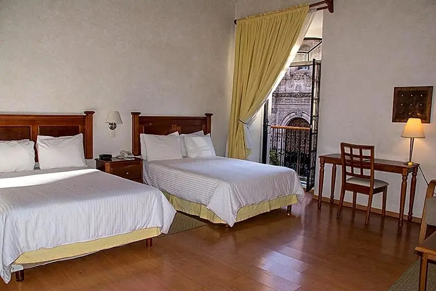 Hostal De La Monja - Chambres