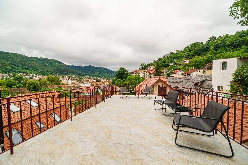 Montello Brasov Guest House