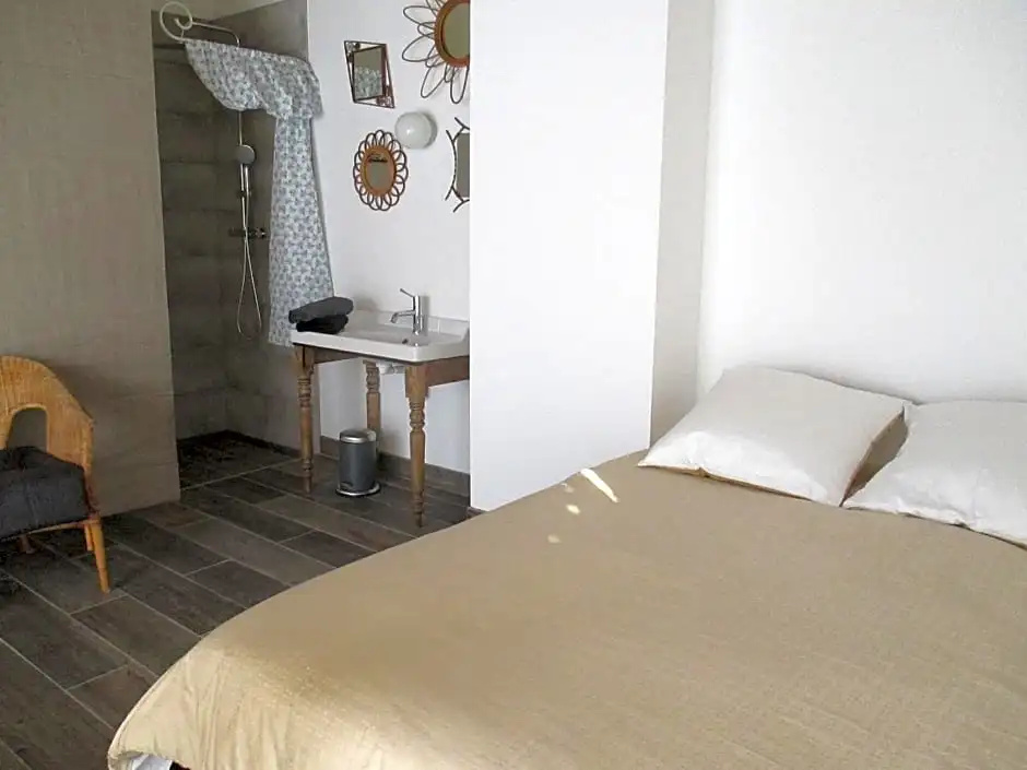Voir la photo 3 — La Maison Salée