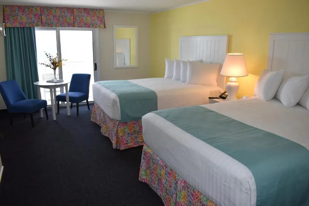 Standard Double room with partial view (full double bed)