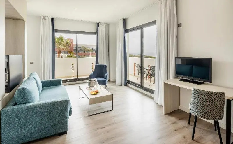 Hotel ILUNION Calas De Conil - Chambres