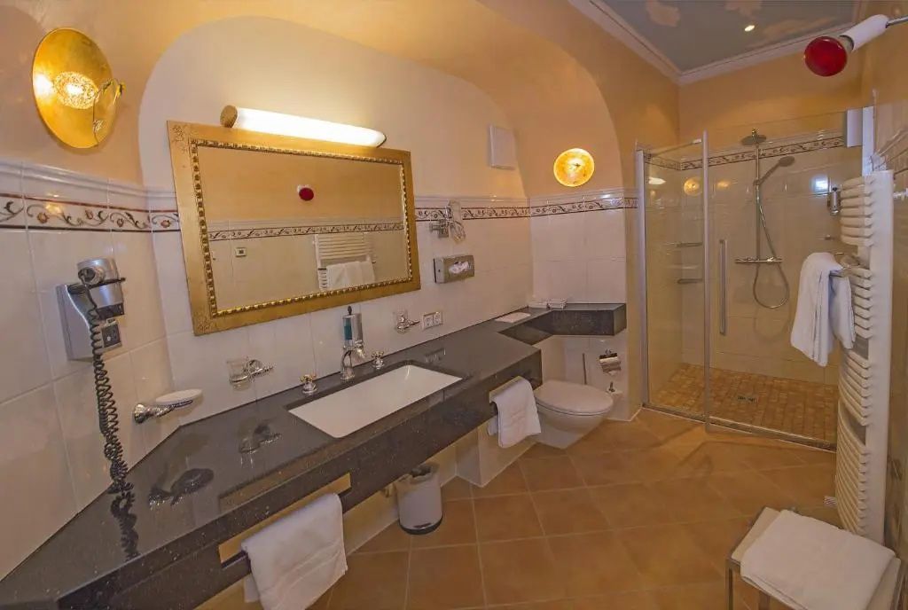 Schloss Hotel Wasserburg — 5