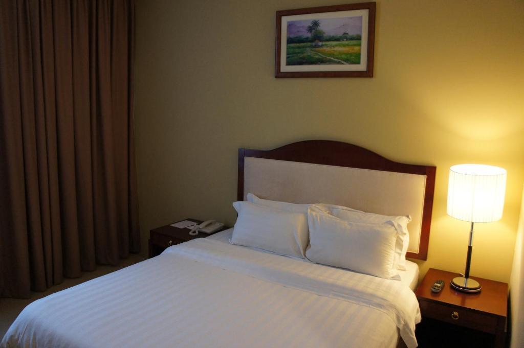 Gaya Centre Hotel