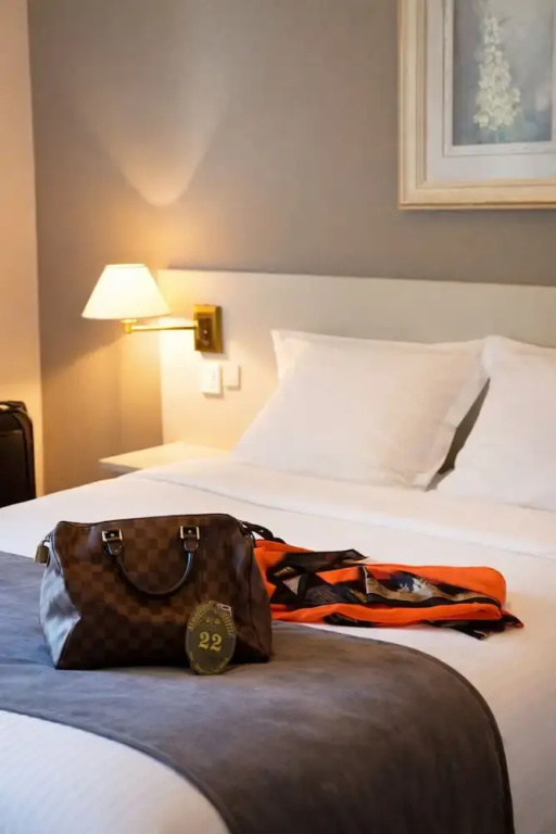 Logis Hotel Le Majestic - Chambres
