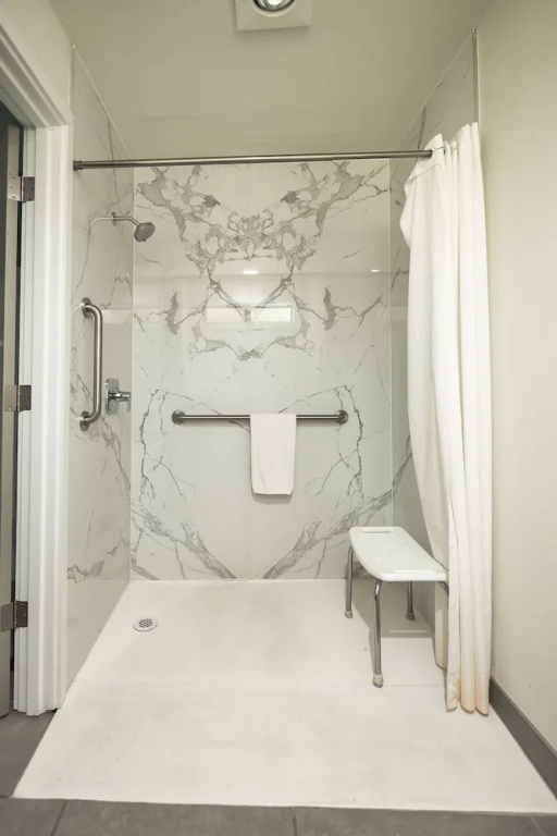 Deluxe Quadruple room with river view