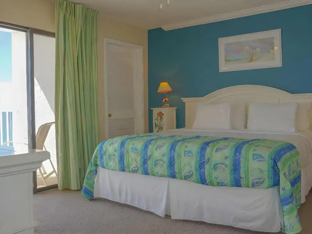Landmark Holiday Beach Resort a VRI Resort