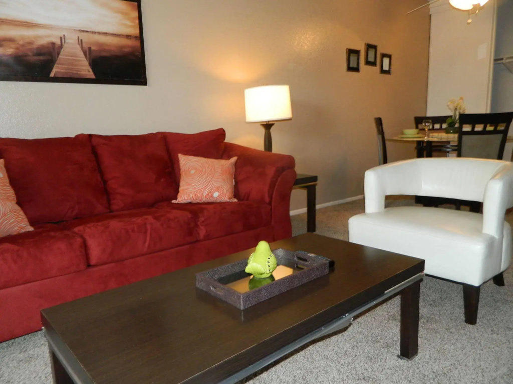 Sunshine Suites at Midway - Général