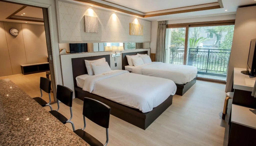 Hotel photo 30