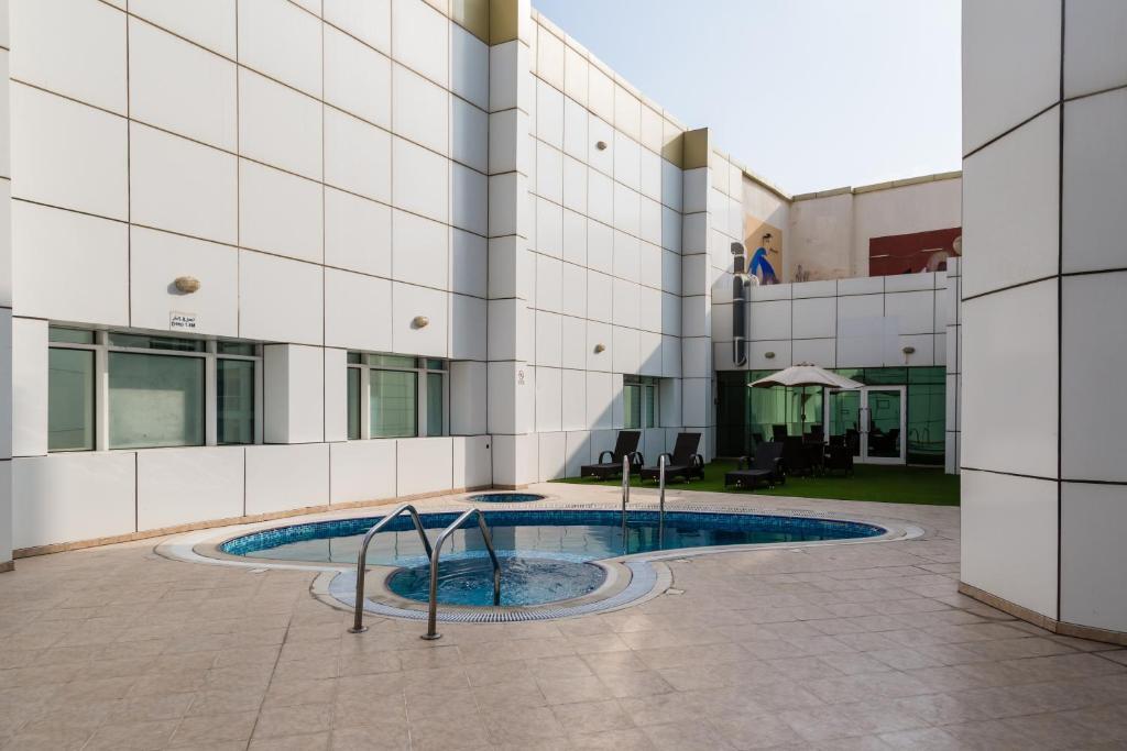 gallery_image_hidden_27