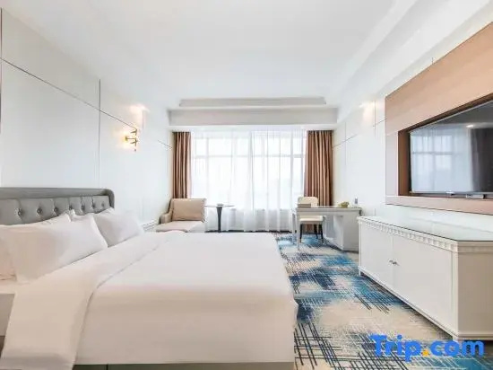 Deluxe Double Suite (full double bed)