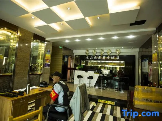 Food & Beverage