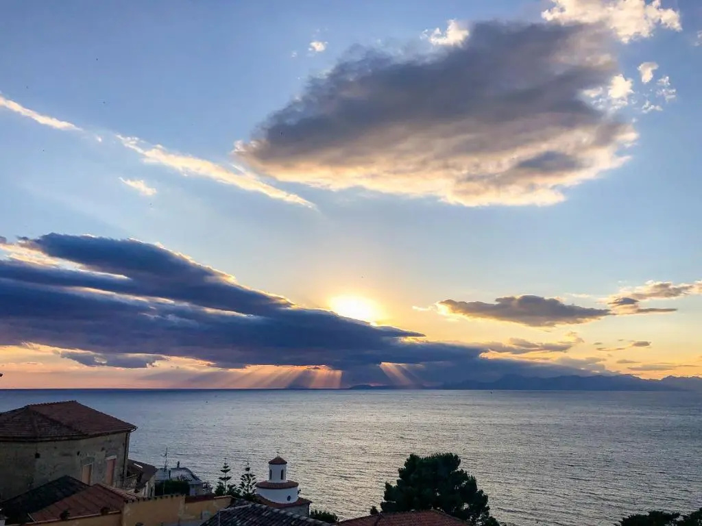 Standard Double room with sea view (full double bed)