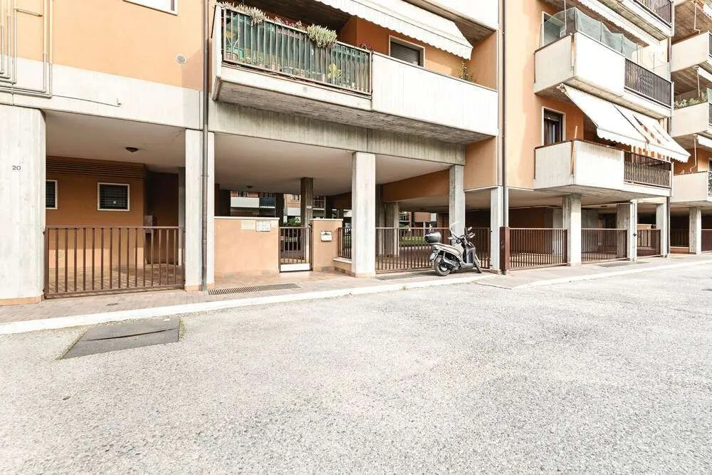 Colourful Flat Borgo Roma