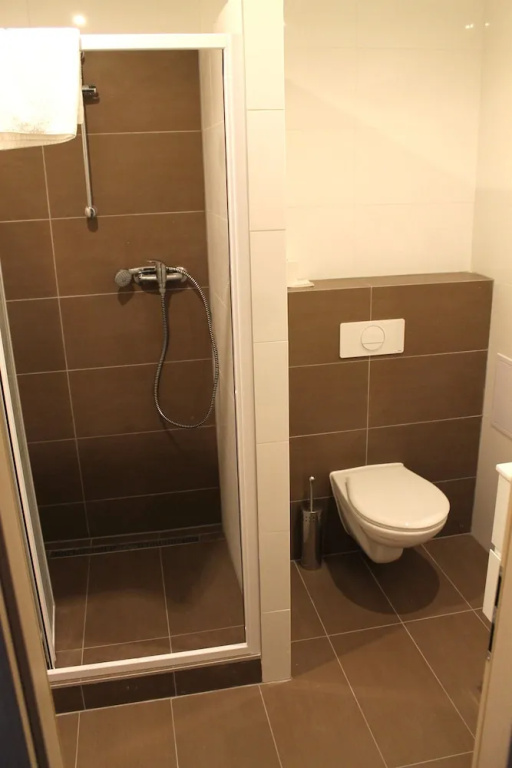 1 Bedroom Premium Single room