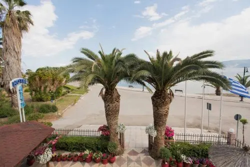 Beach & Waterfront