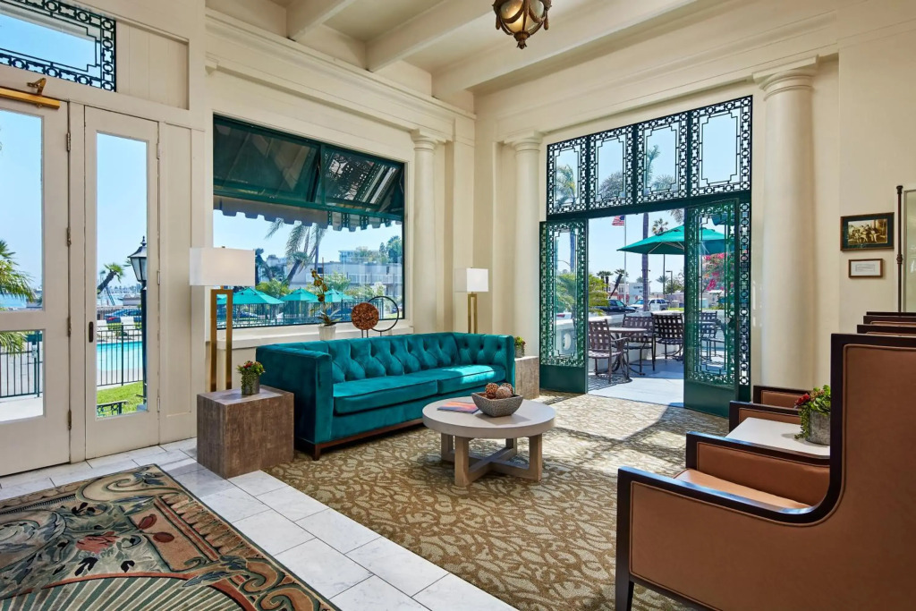Glorietta Bay Inn by null