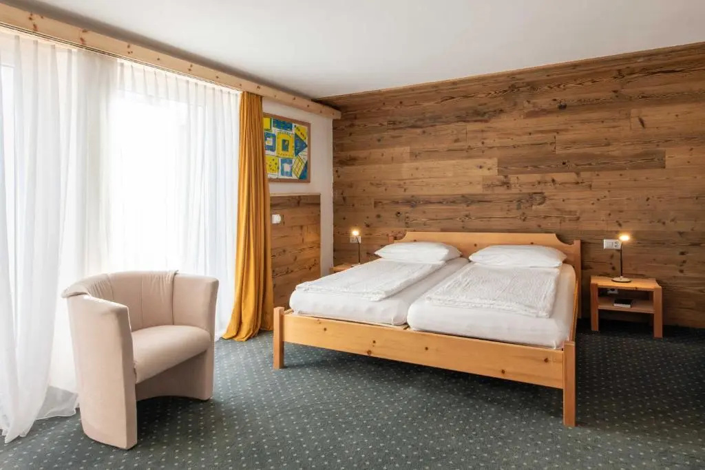 Standard Double room (full double bed)