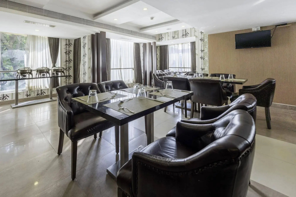 Hotel photo 12