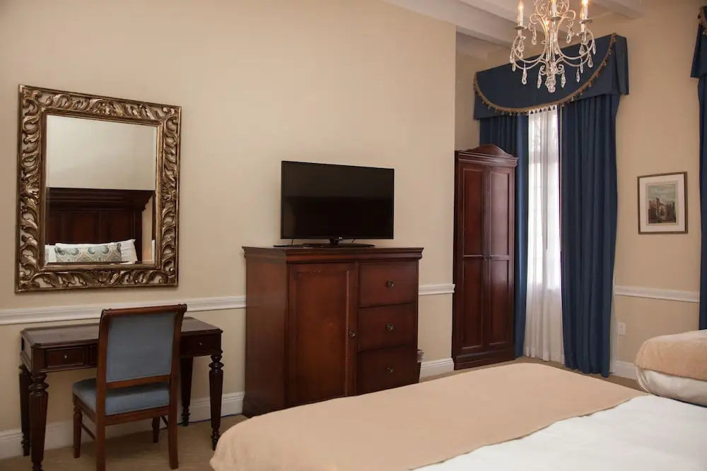 Hotel St. Pierre®, a French Quarter Inns® Hotel - Chambres