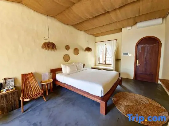 Standard Double room with sea view (full double bed)