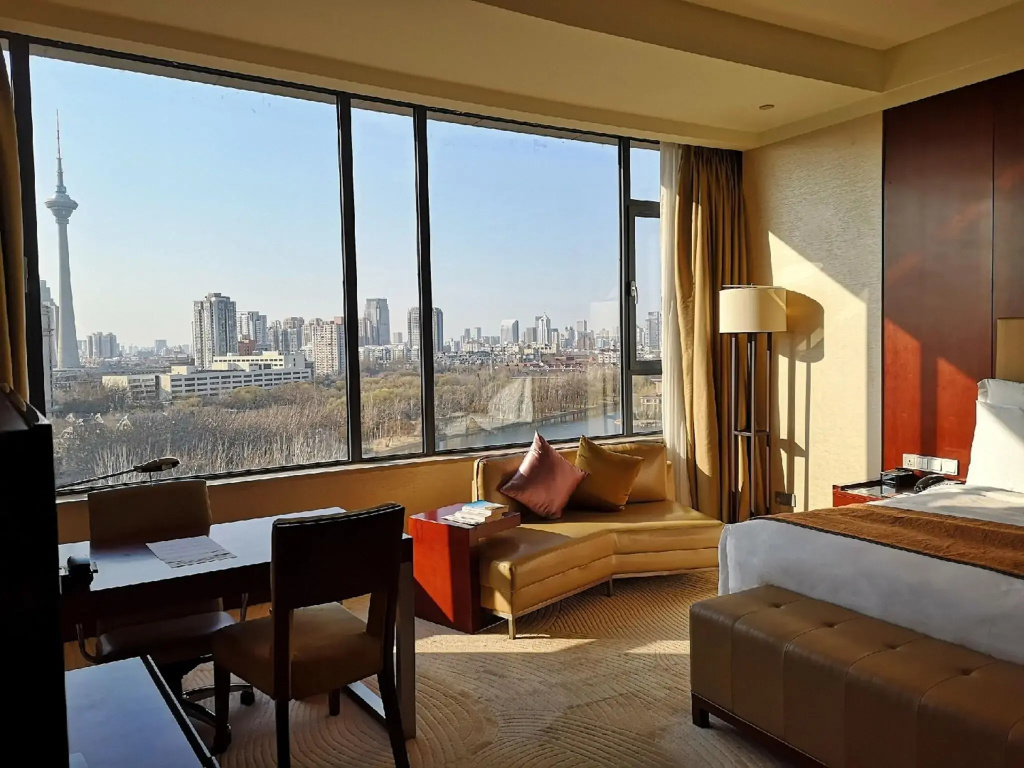 Renaissance Tianjin Lakeview Hotel - фото 30