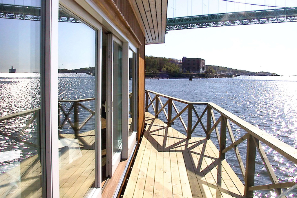 Balcony & Terrace