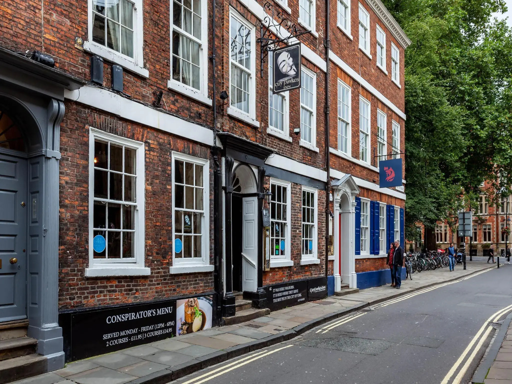 Guy Fawkes Inn
