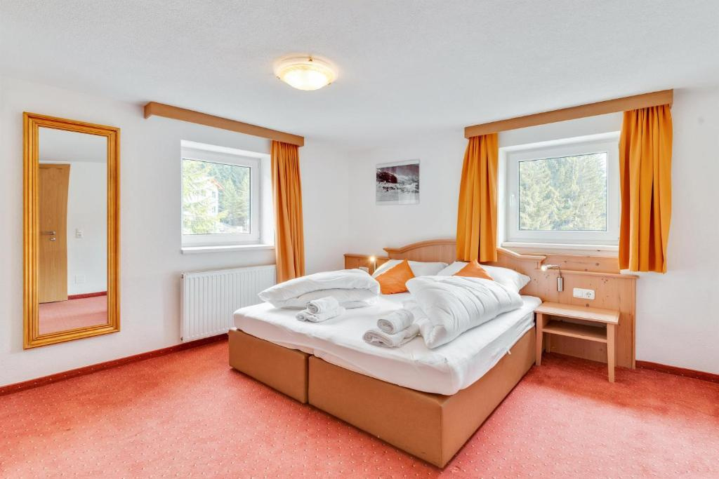 Economy Double room (full double bed)