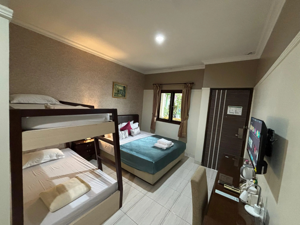 Standard Family room
