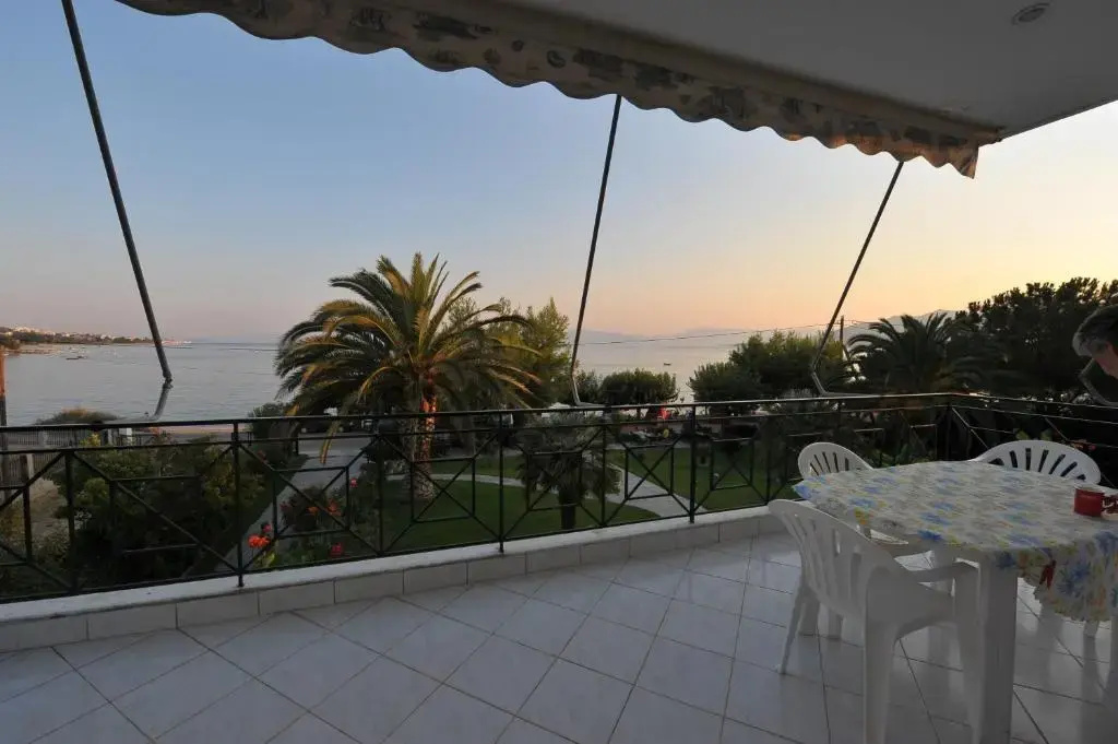 Apartment with sea view