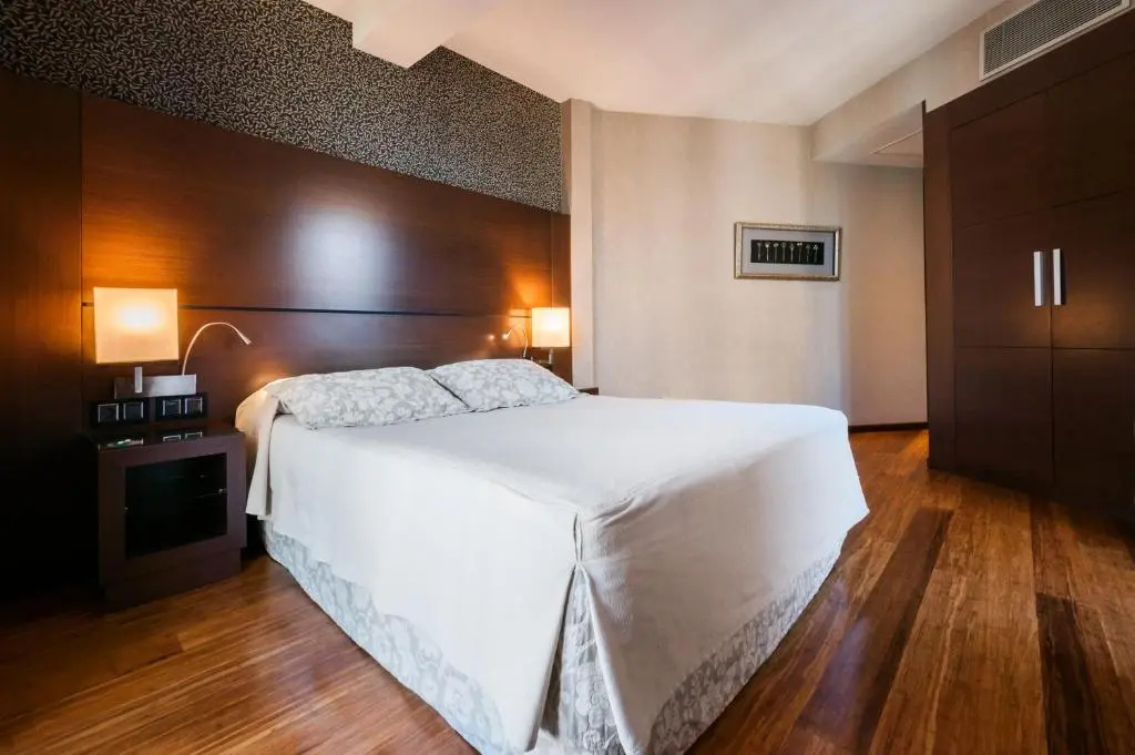 Hotel Barcelona Colonial - Chambres