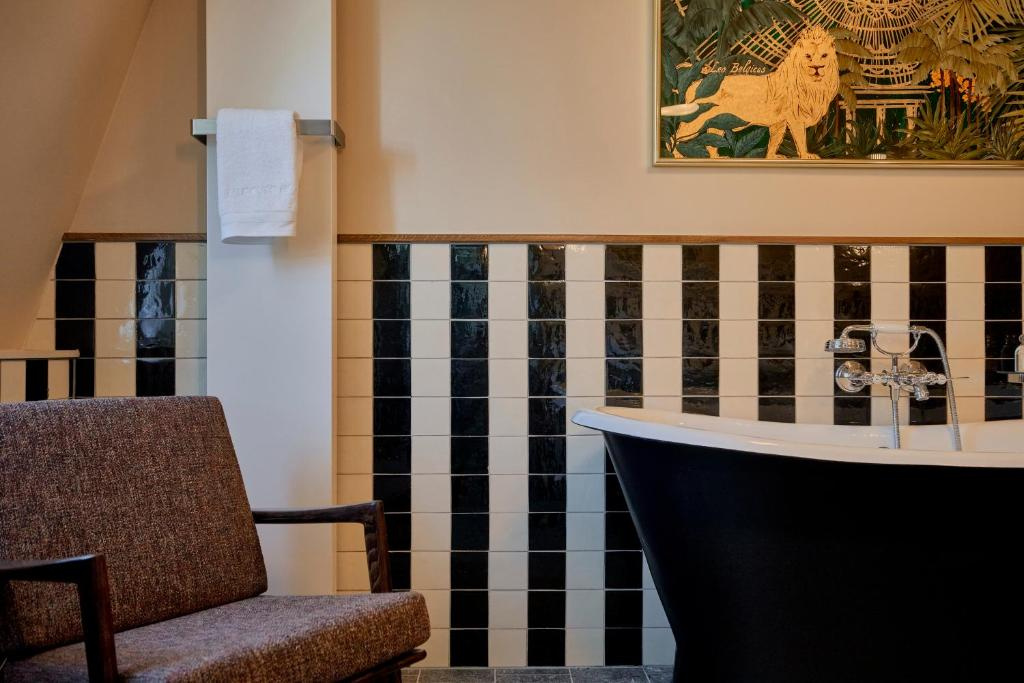 Hotel photo 12