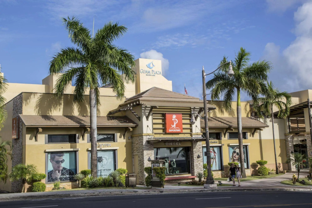 Guam Plaza Resort