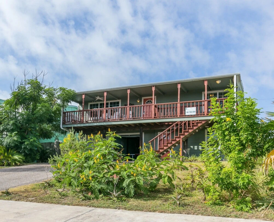 622 N Palimino Apartment Unit B by RedAwning