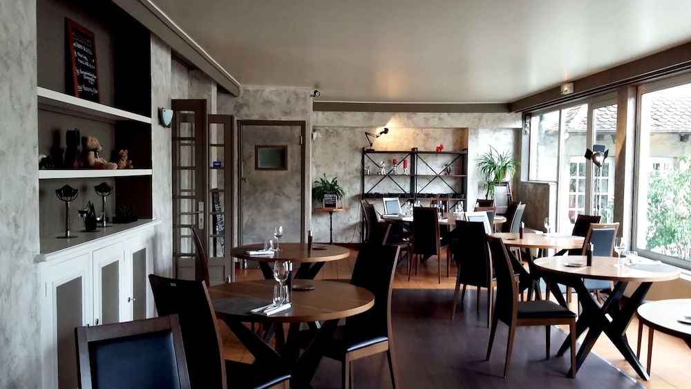 Hôtel Restaurant Le relais de la Sans Fond - Général
