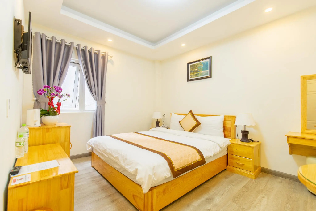 Superior Double room (full double bed)