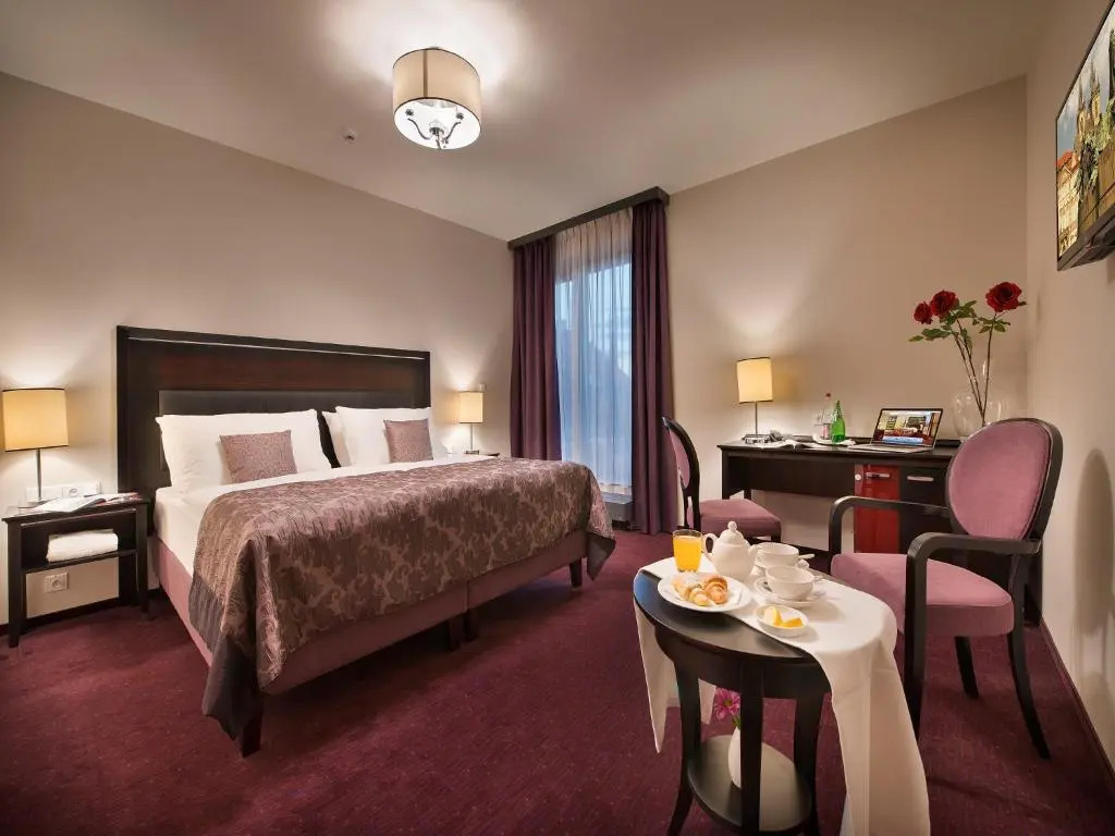 EA Embassy Prague Hotel - Chambres