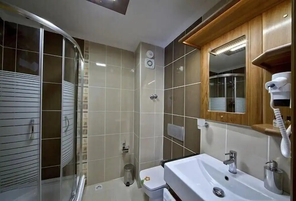 Otel Azmakhan - Chambres