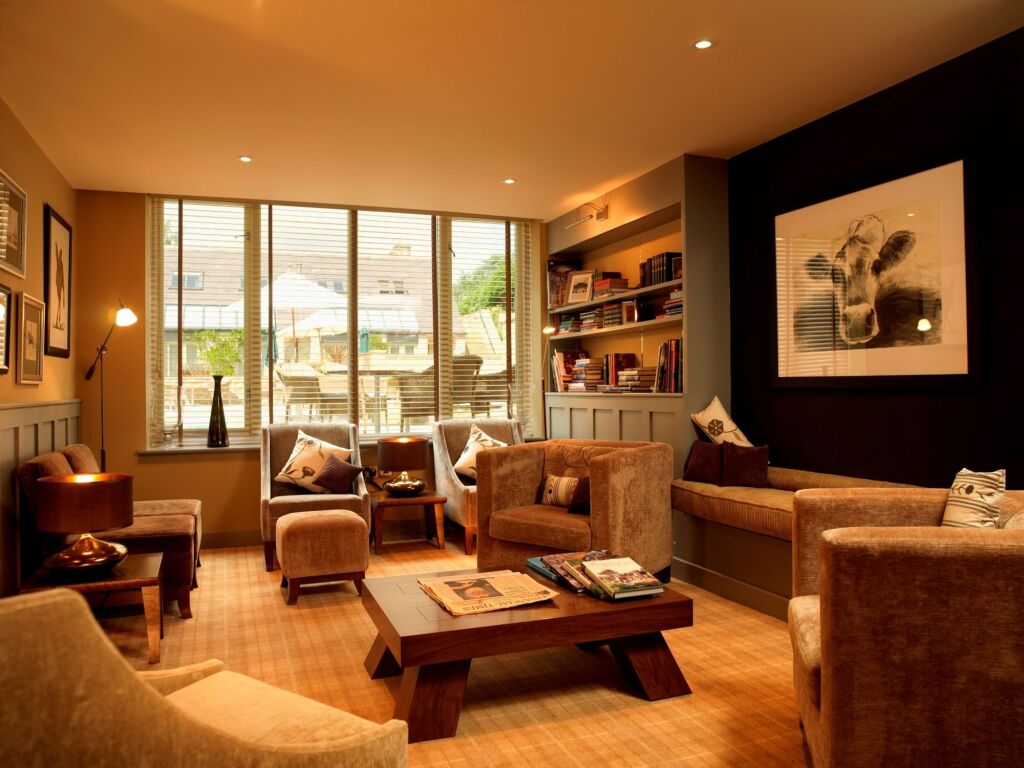 Feversham Arms Hotel & Verbena SpA by null